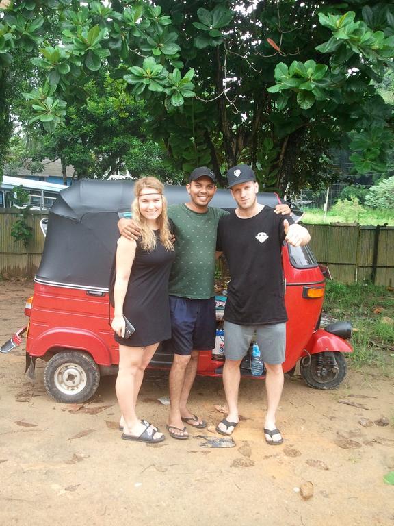 Jungle Village Homestay Пинавала Екстериор снимка